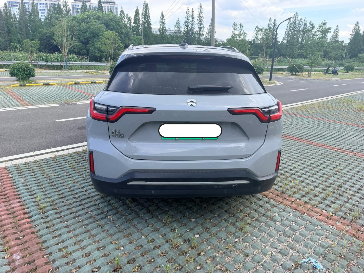 Nio ES6 2019 thumb 2