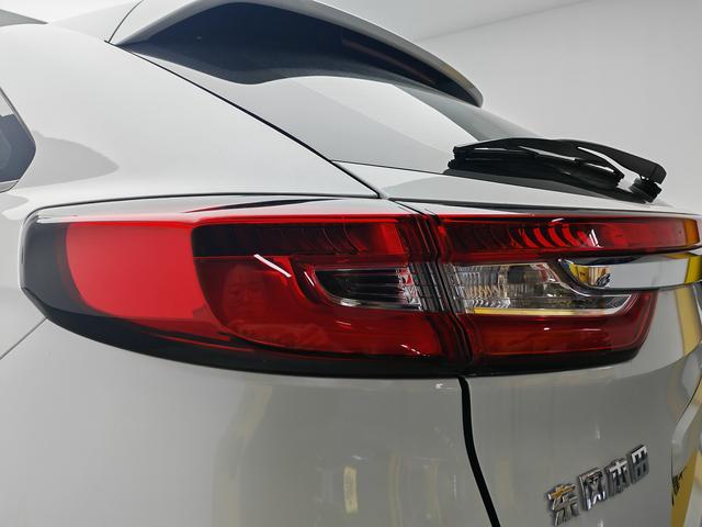 Honda UR-V 2017 thumb 11
