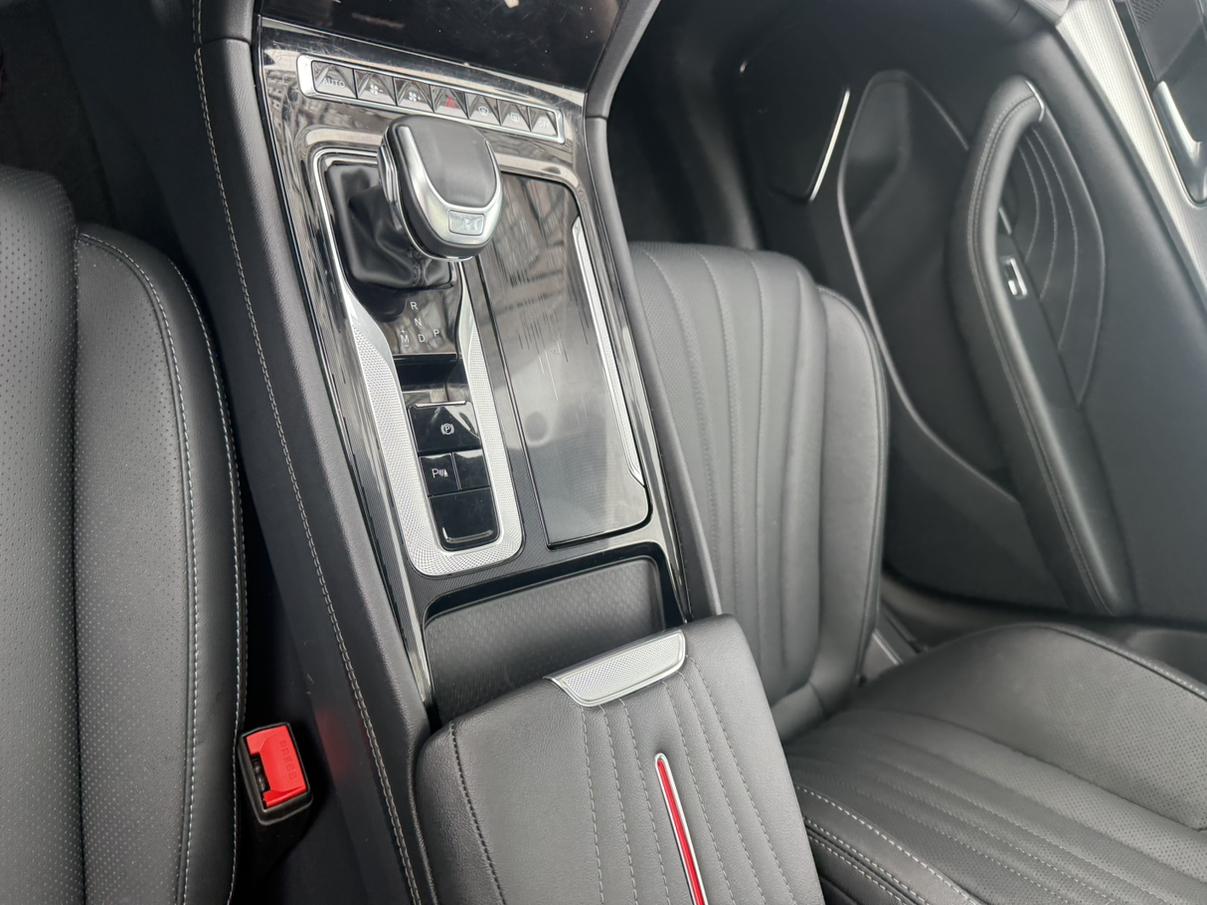 Hongqi H5 2024 thumb 10