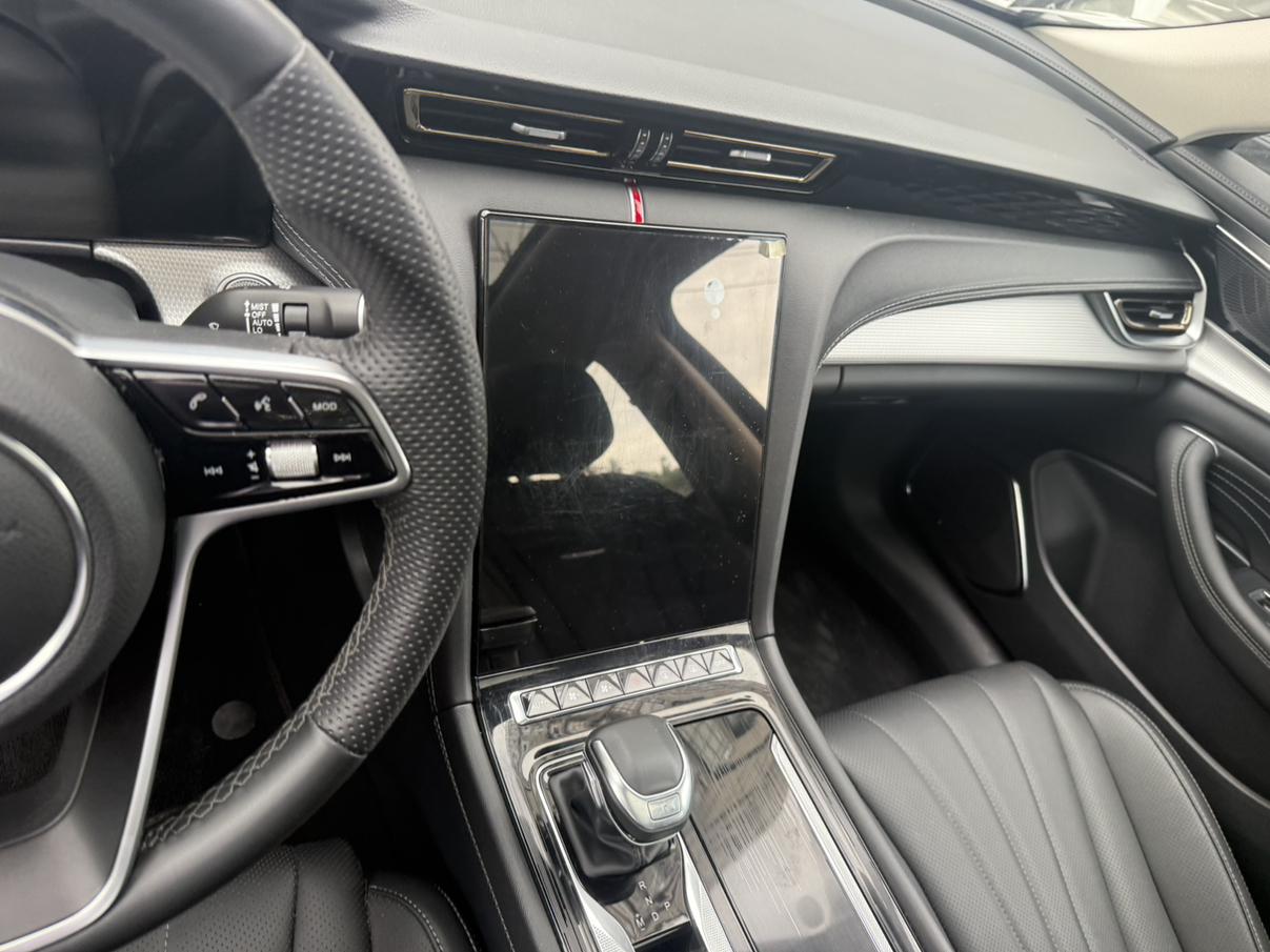 Hongqi H5 2024 thumb 12