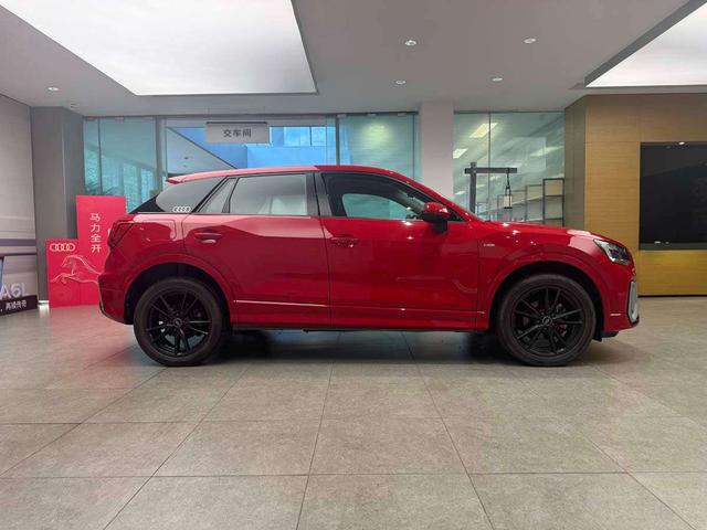 Audi Q2 2022 thumb 5