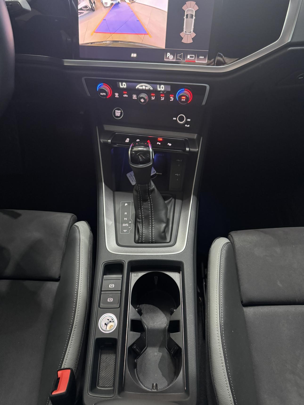 Audi Q3 2022 thumb 6