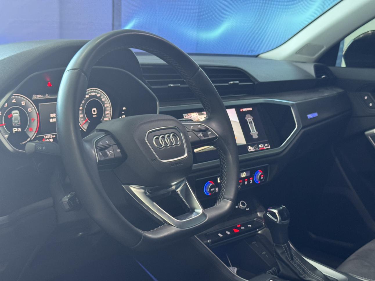 Audi Q3 2022 thumb 10