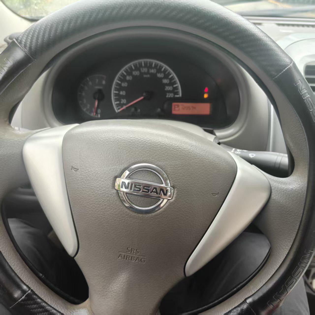 Nissan Sunny 2015 thumb 5