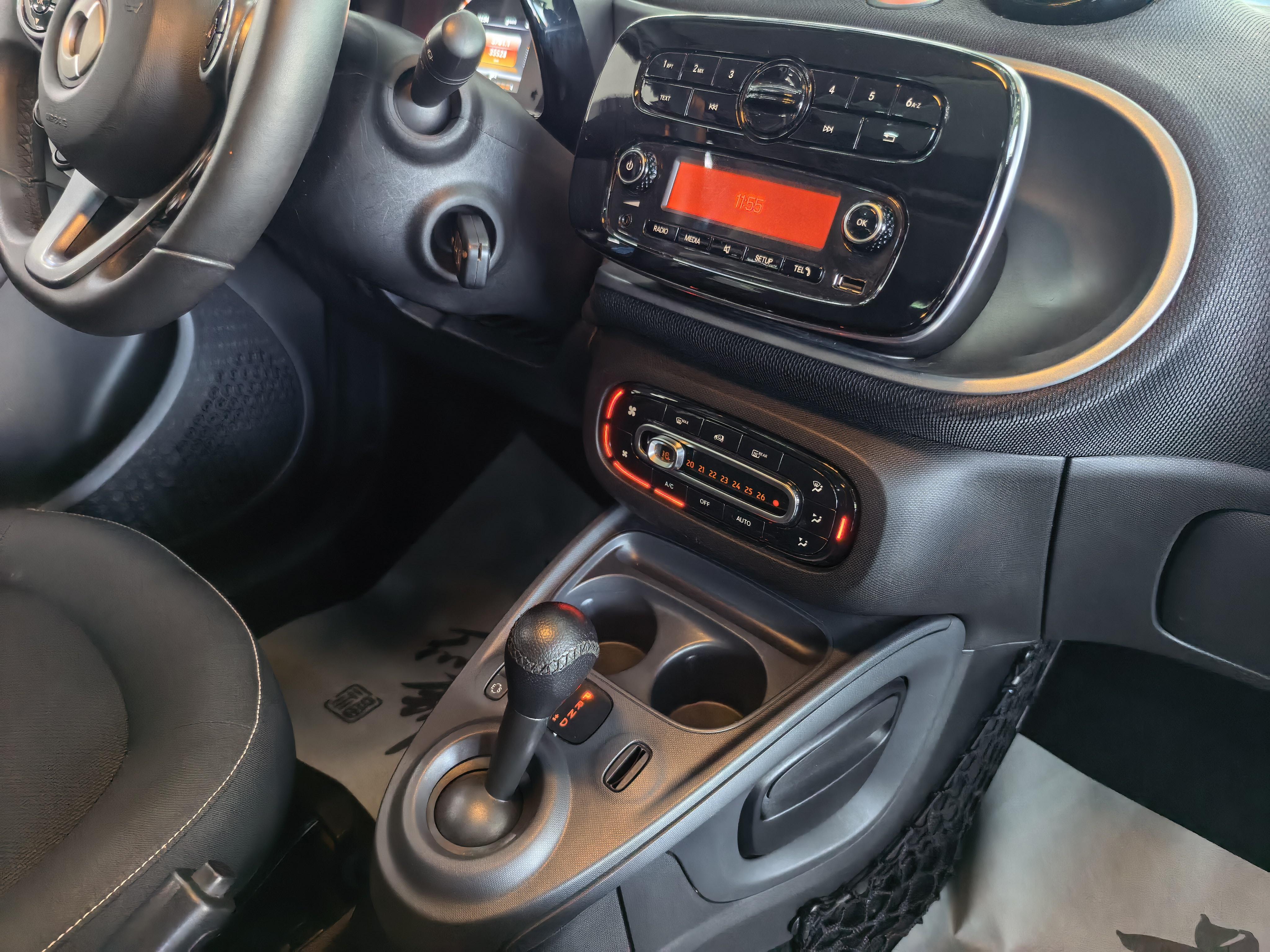 Smart Forfour 2016 thumb 8