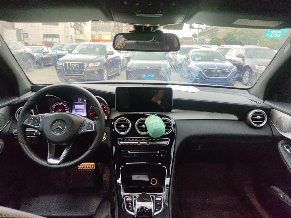 Mercedes-Benz GLC 2017 thumb 4