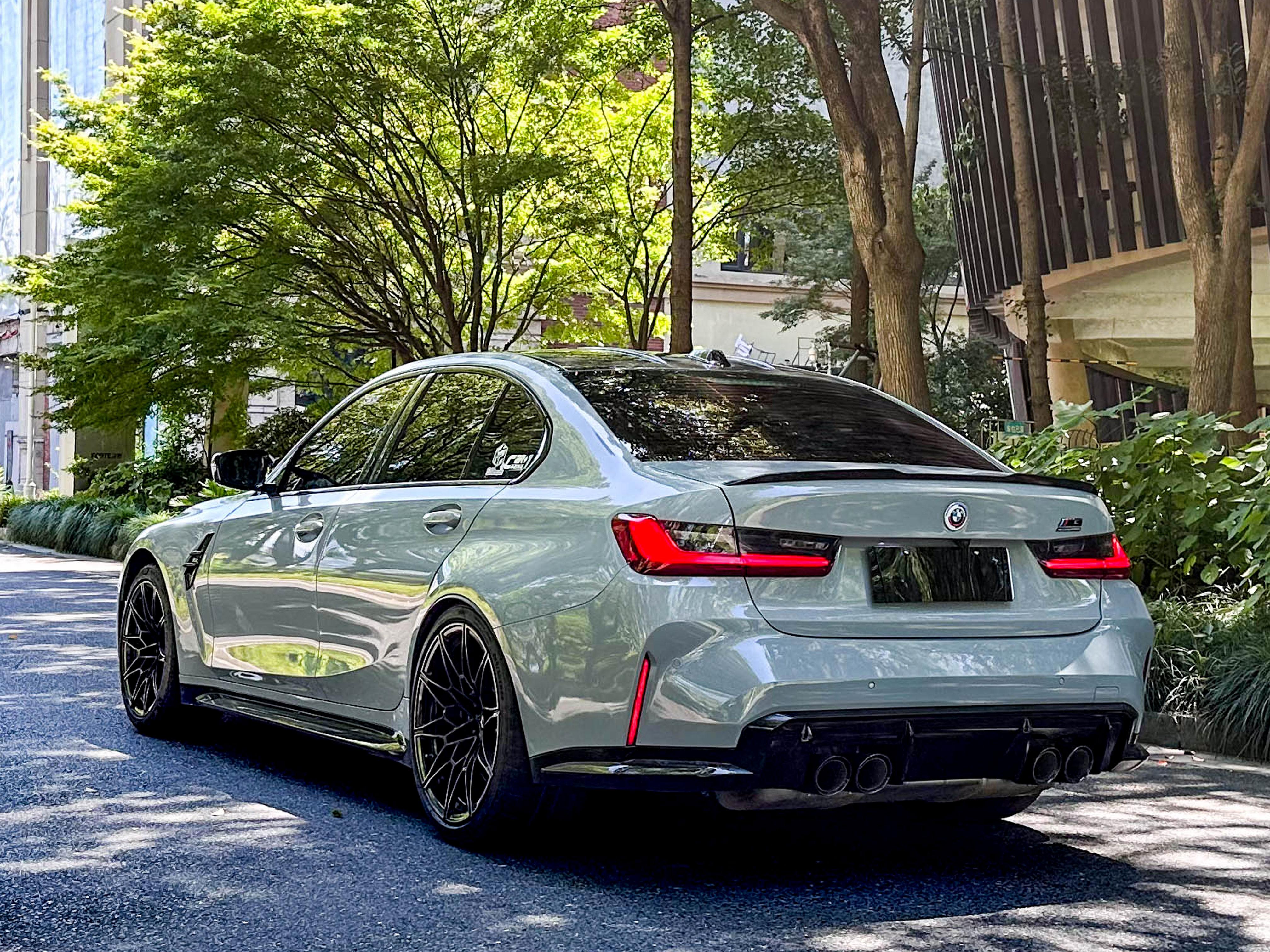 BMW M3 2023 thumb 2