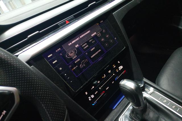 Volkswagen Arteon 2021 thumb 10