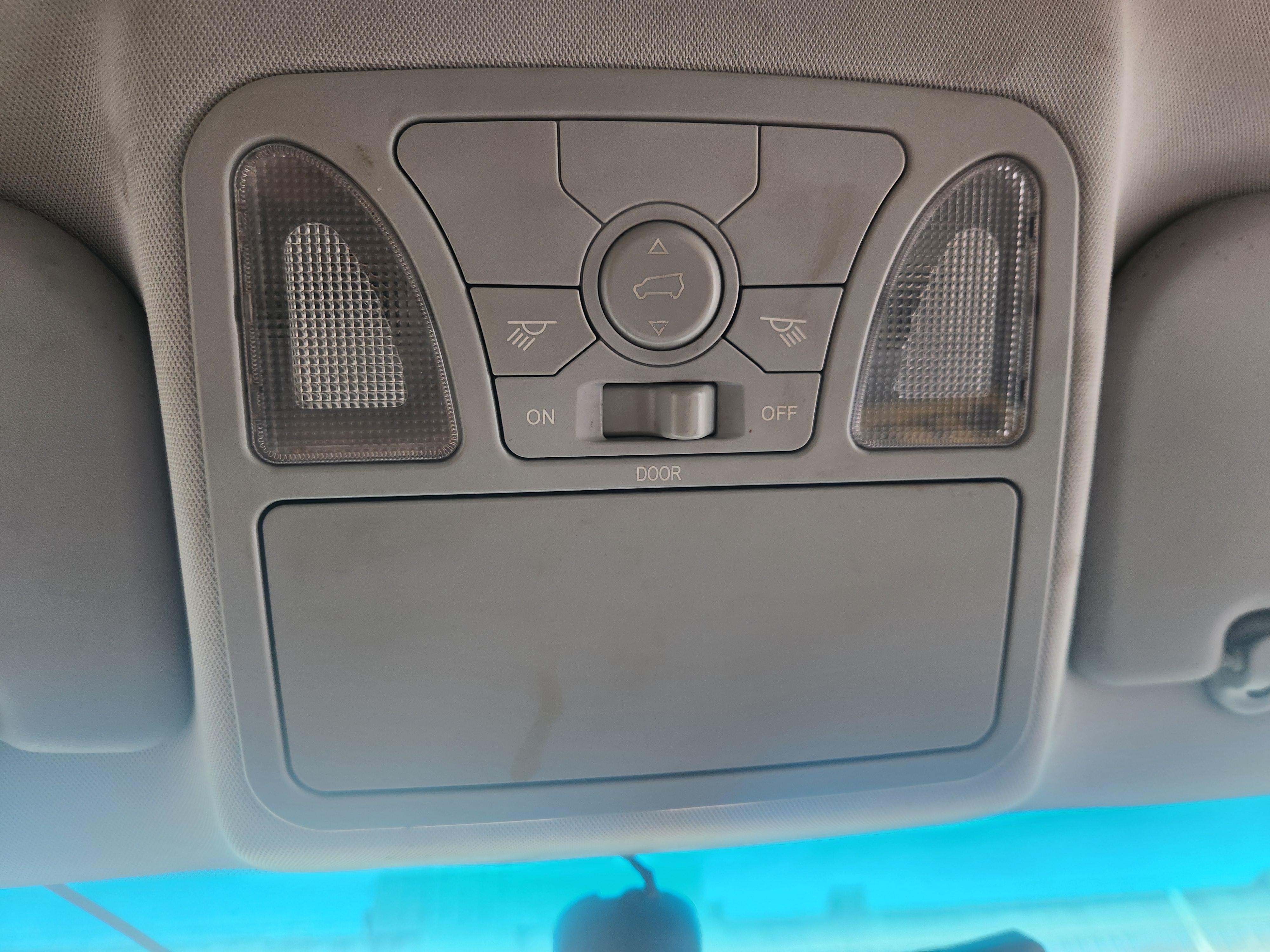 JAC M5 2014 thumb 6