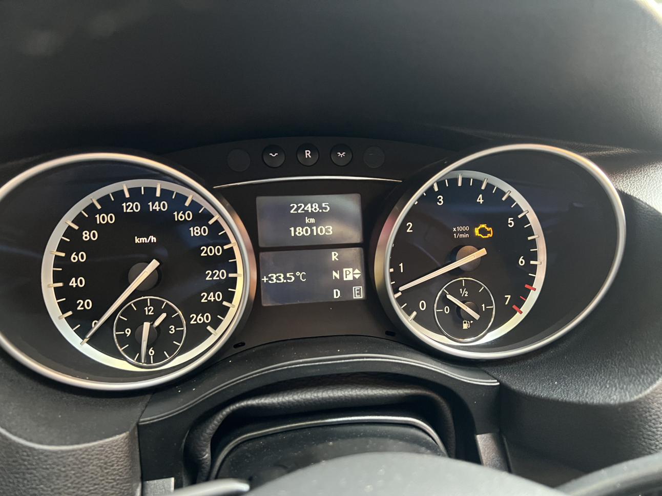 Mercedes-Benz R-Класс 2014 thumb 7
