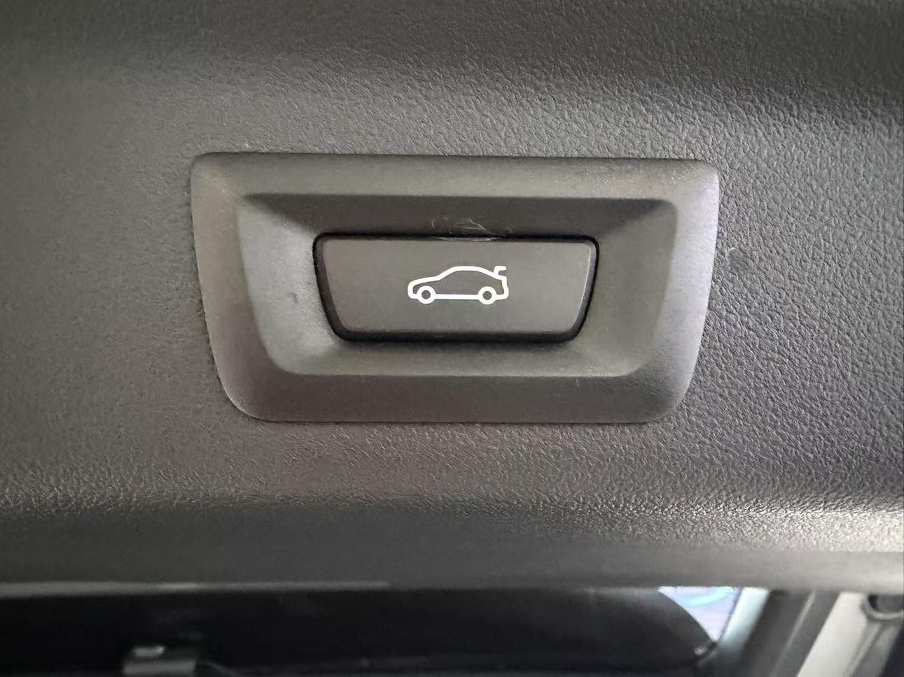 BMW X1 2023 thumb 5