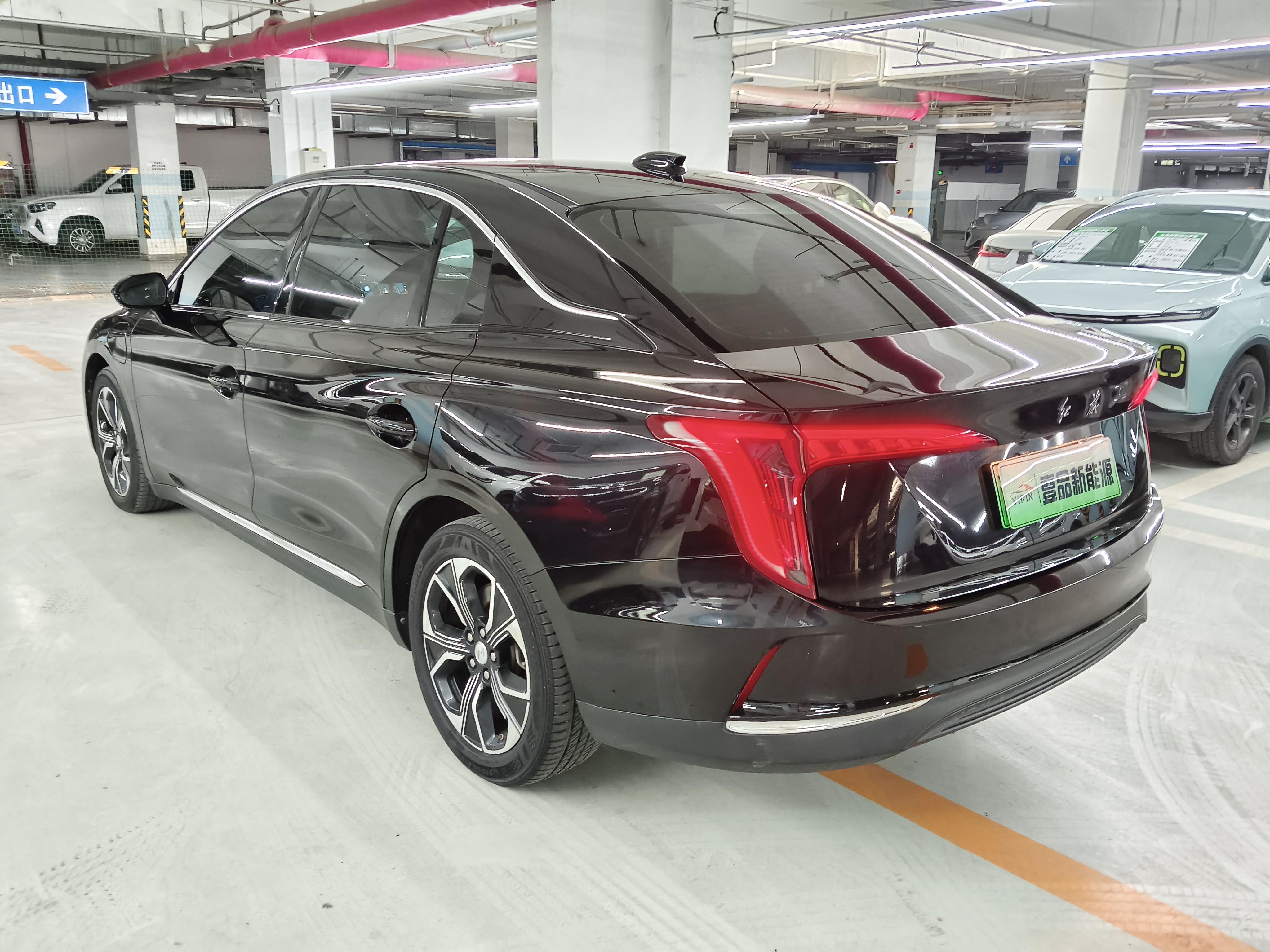 Hongqi E-QM5 2021 thumb 2