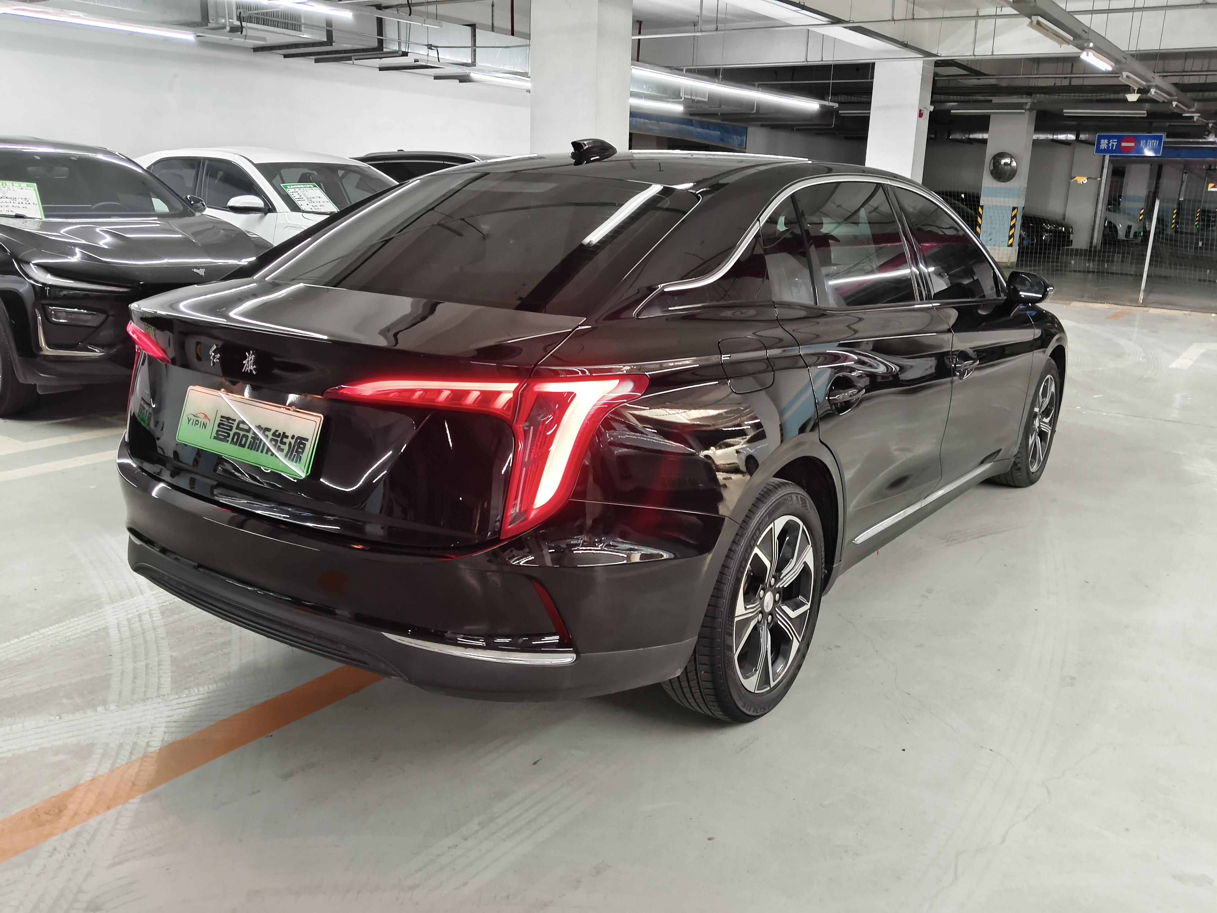Hongqi E-QM5 2021 thumb 4