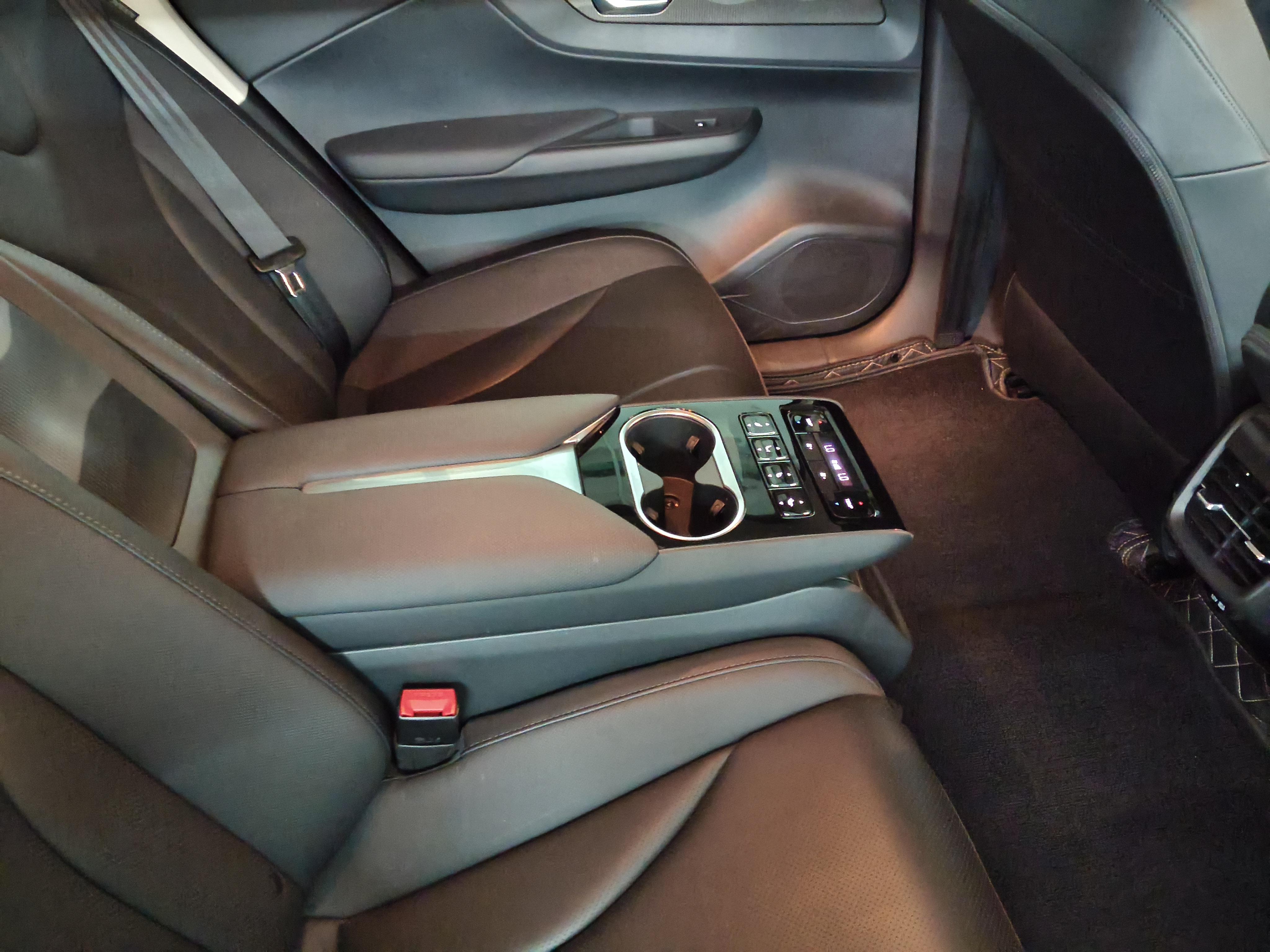 Hongqi E-QM5 2021 thumb 7