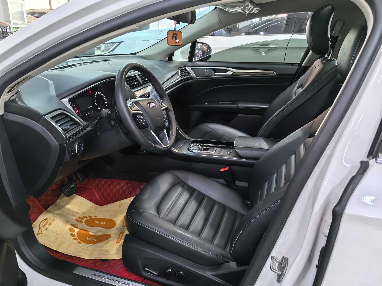Ford Mondeo 2018 thumb 5