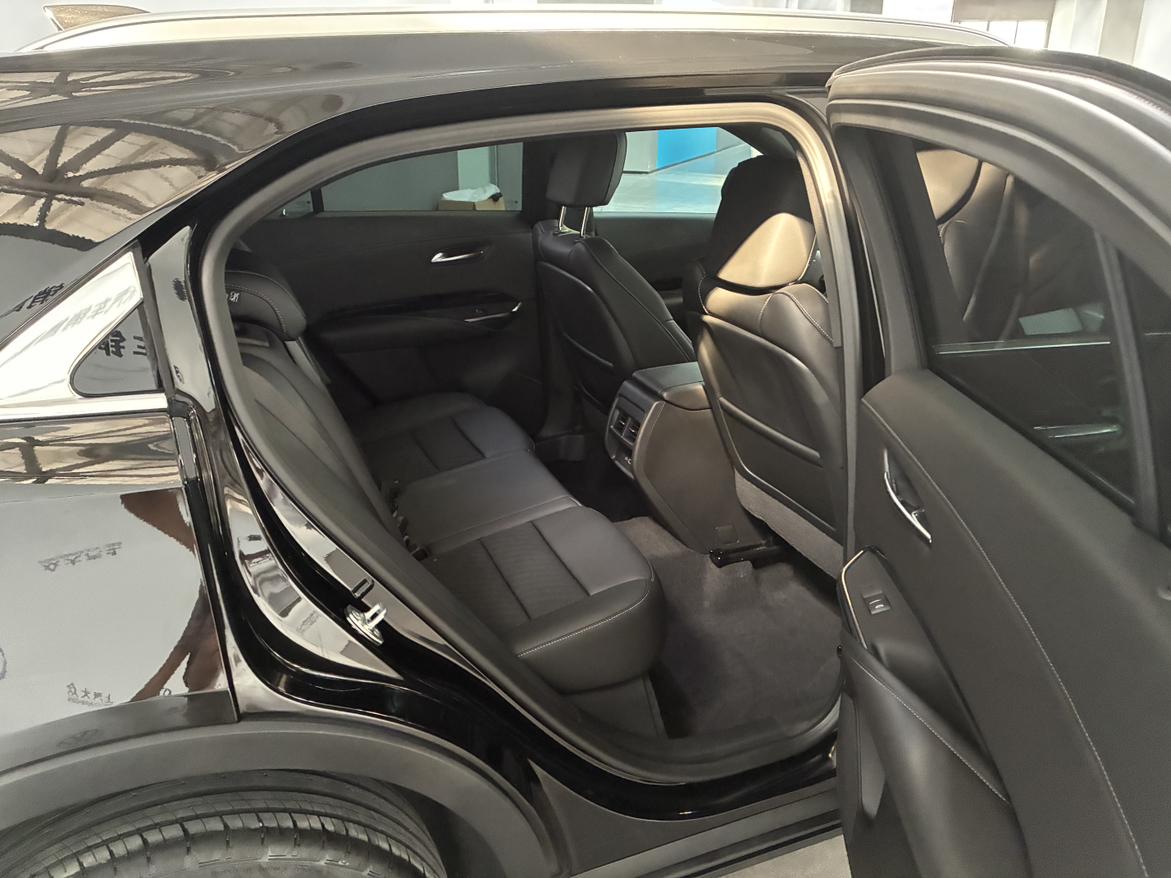 Cadillac XT4 2026 thumb 11