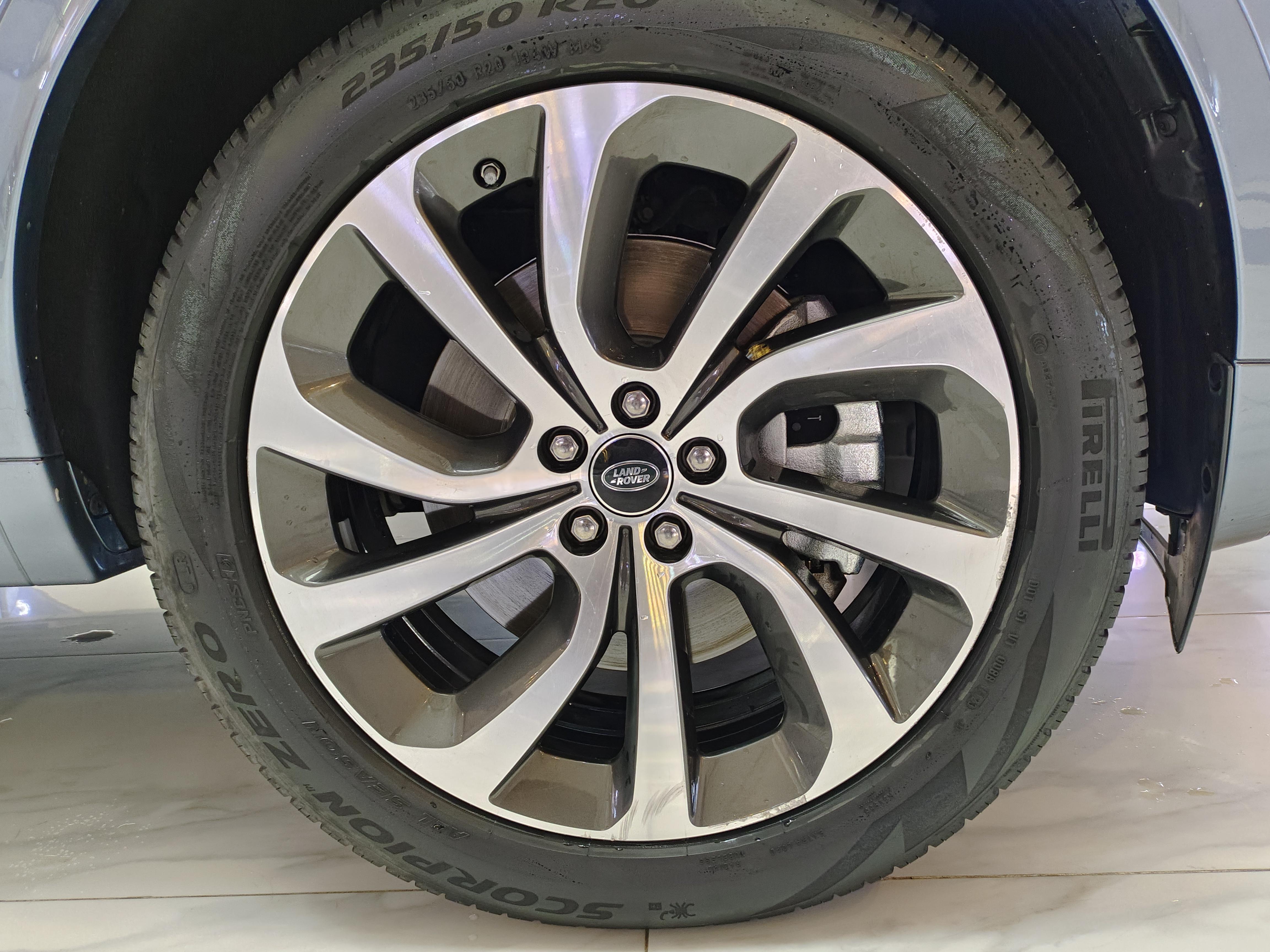 Land Rover Discovery Sport 2020 thumb 5