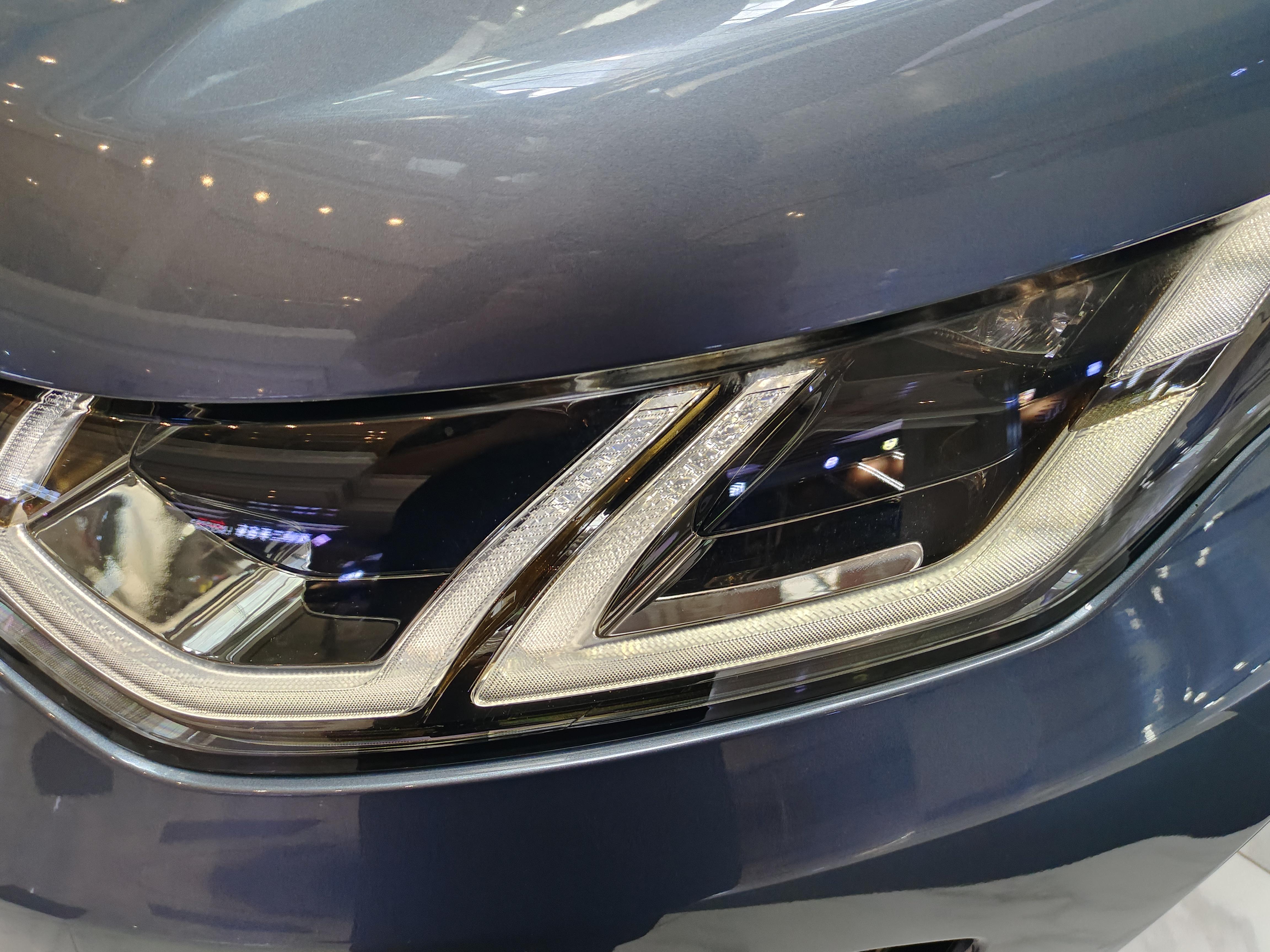 Land Rover Discovery Sport 2020 thumb 7