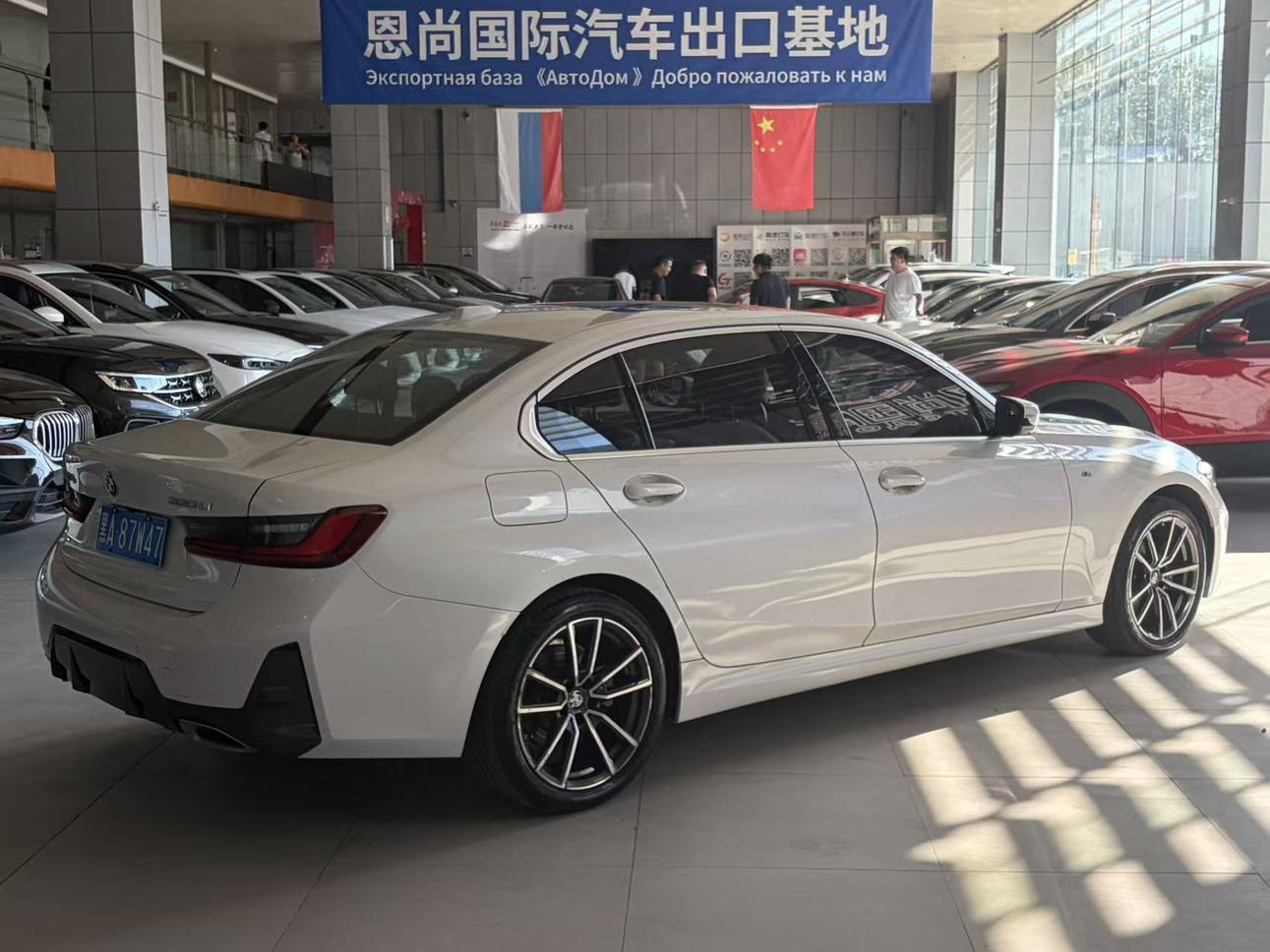 BMW 3 серии 2023 thumb 2