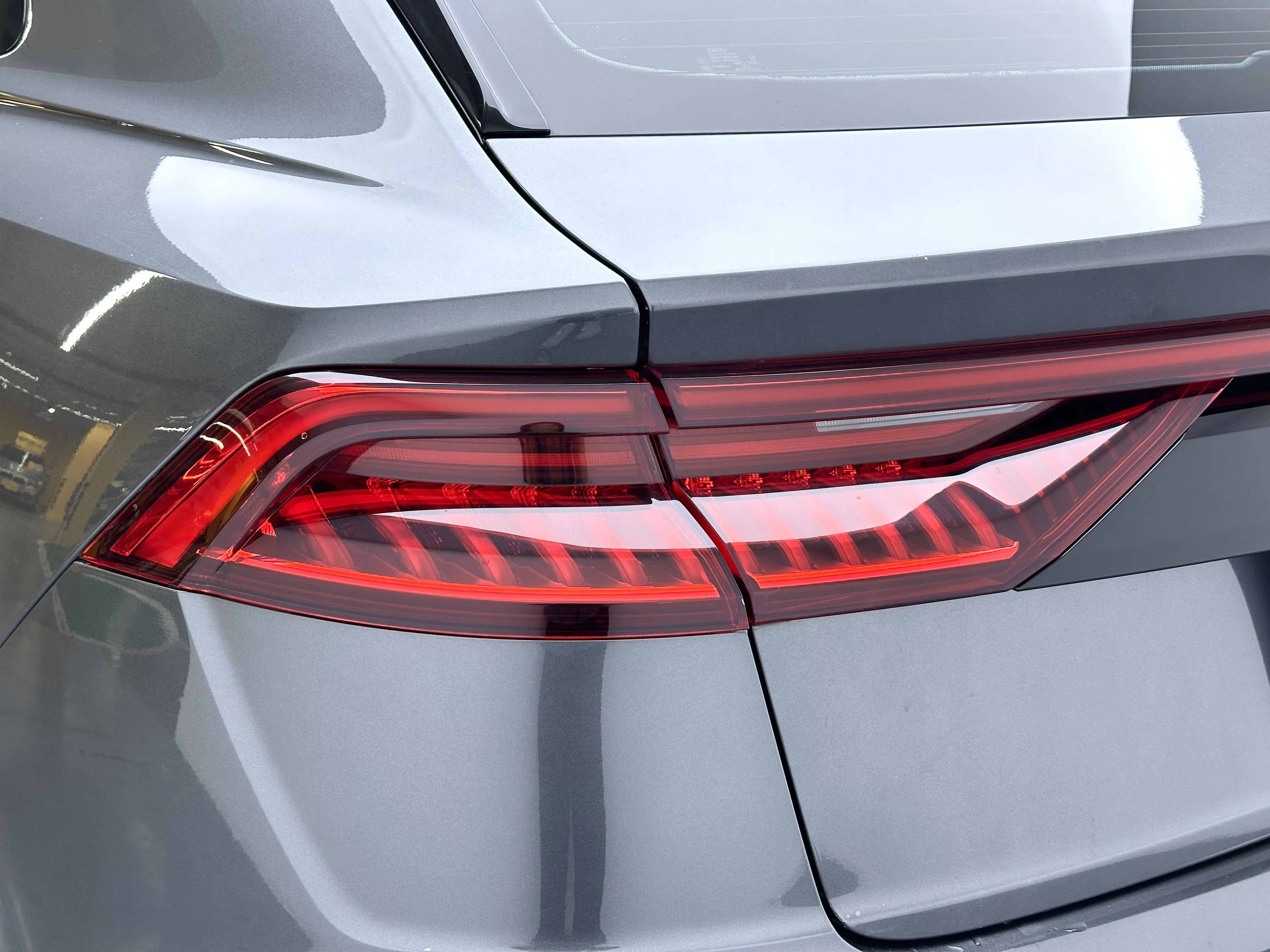 Audi Q8 2019 thumb 6