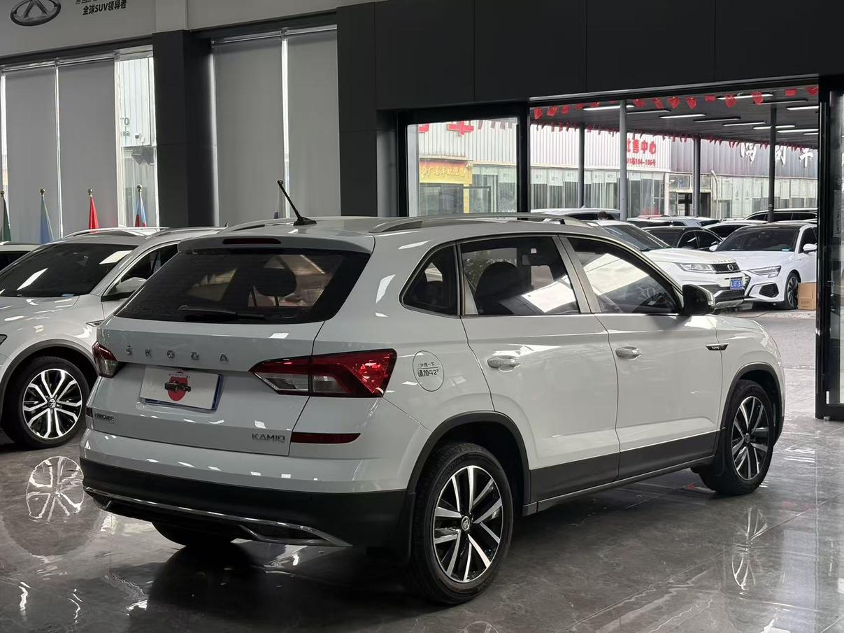 Skoda Kamiq 2023 thumb 4