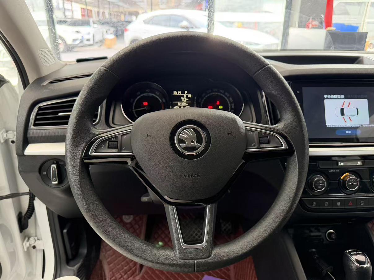 Skoda Kamiq 2023 thumb 10