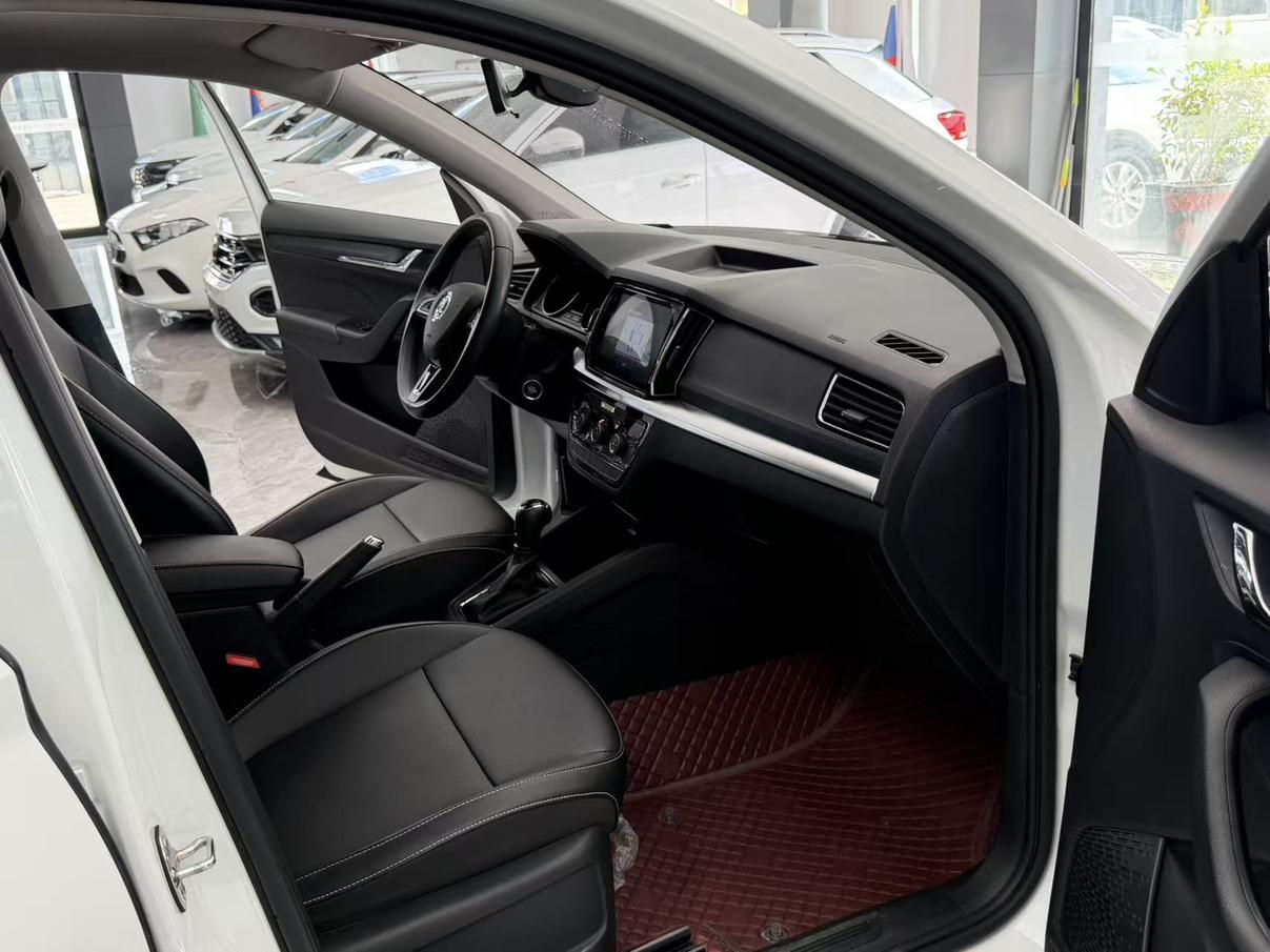 Skoda Kamiq 2023 thumb 11