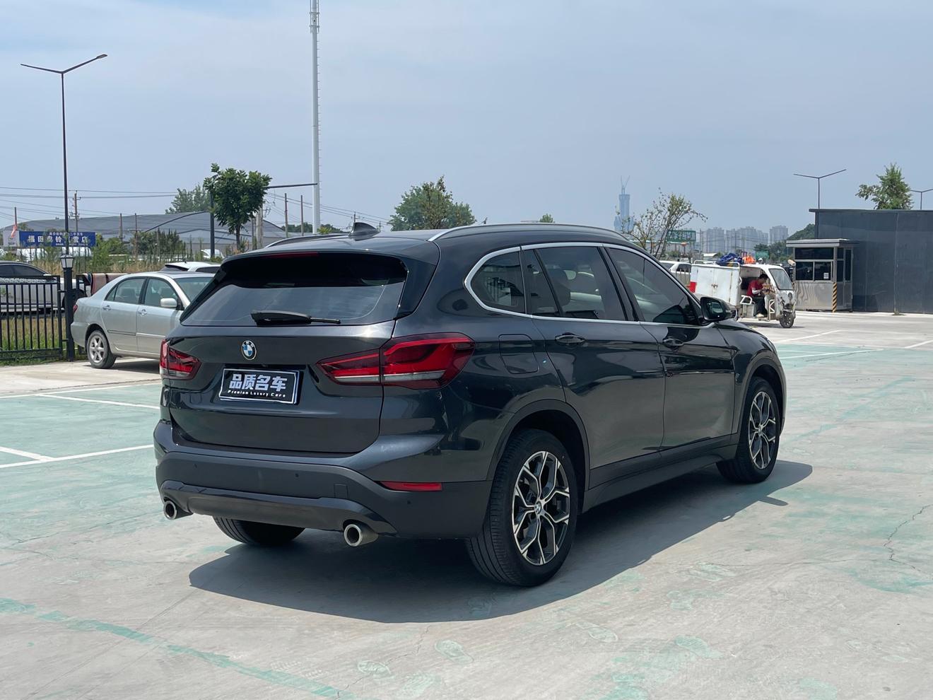 BMW X1 2021 thumb 4