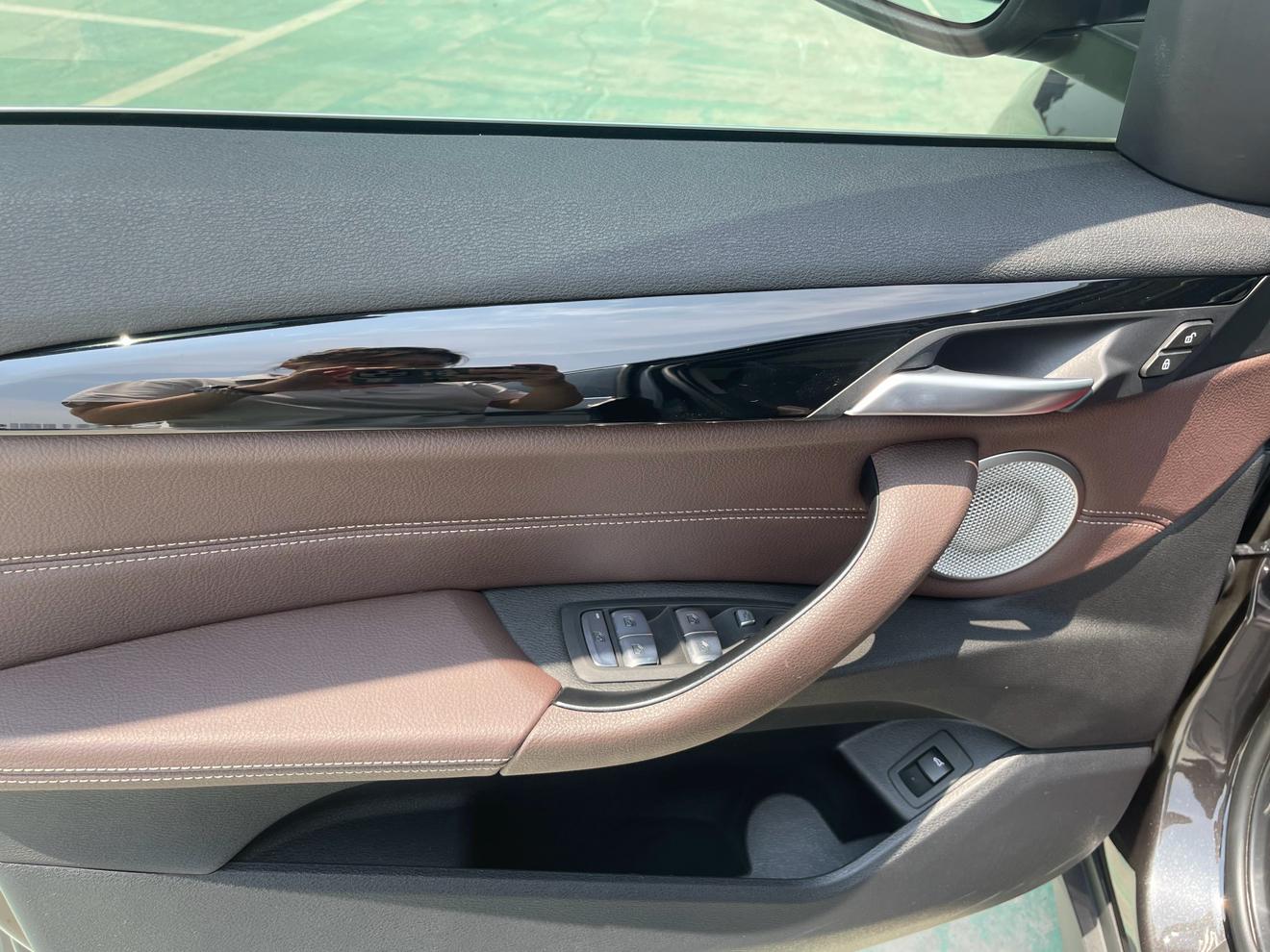 BMW X1 2021 thumb 5