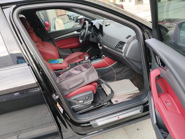 Audi Q5 2025 thumb 6