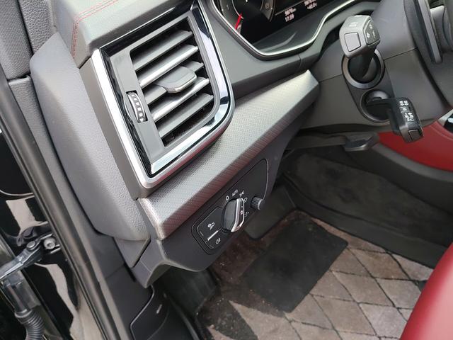 Audi Q5 2025 thumb 12