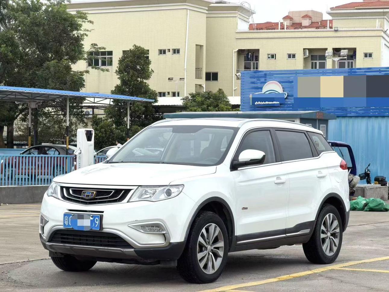 Geely Boyue 2016 thumb 8