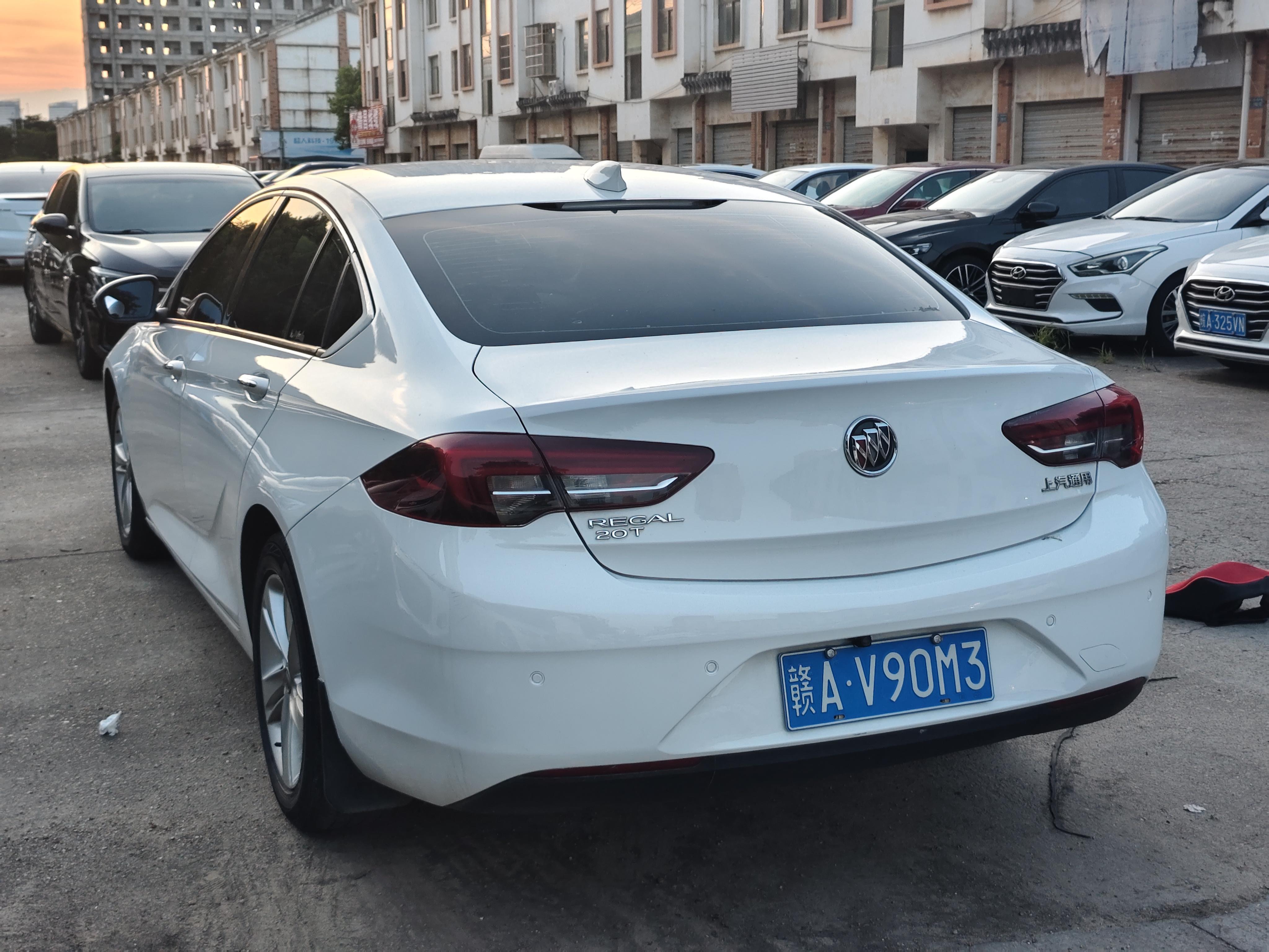 Buick Regal 2017 thumb 2