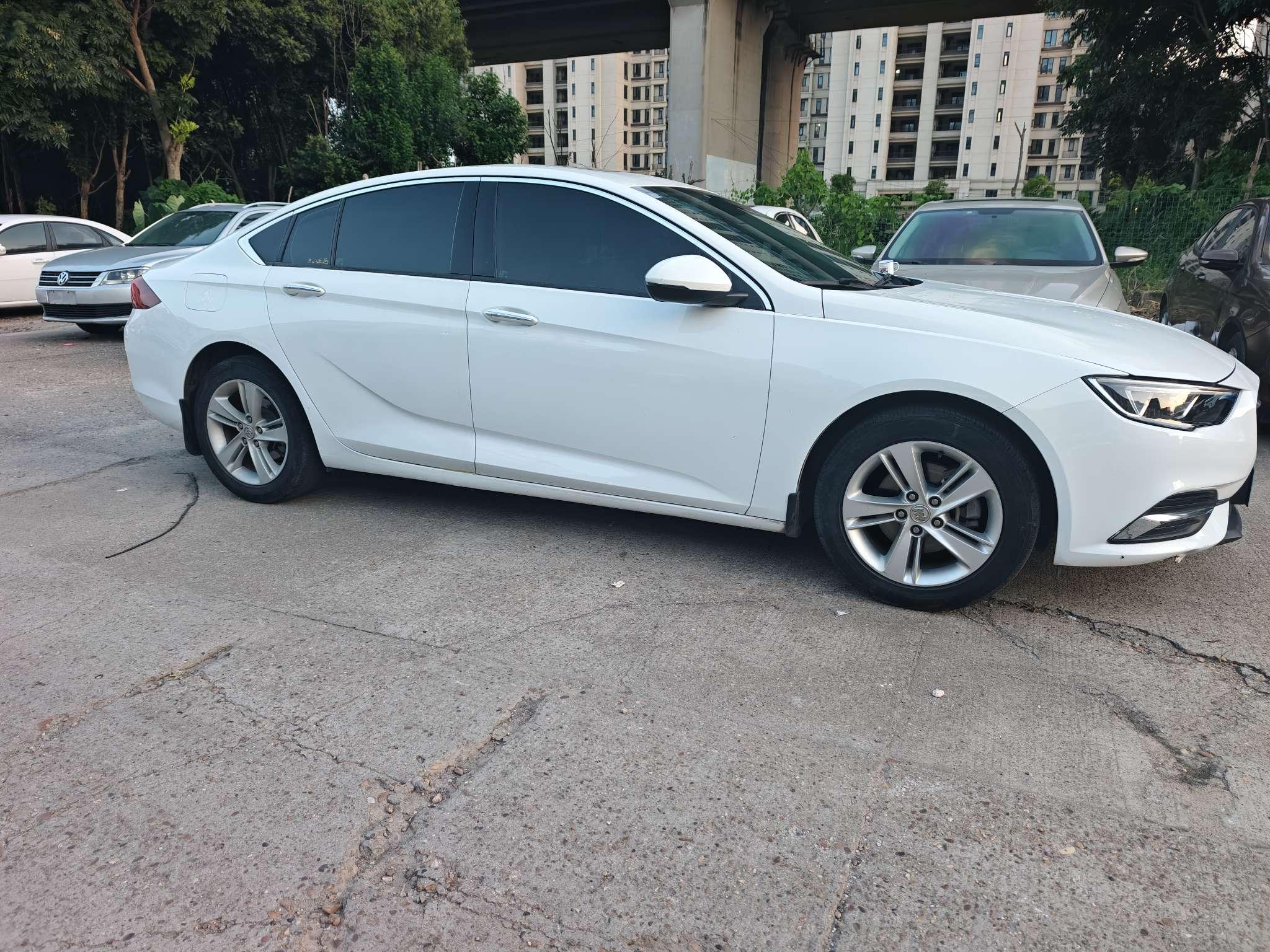 Buick Regal 2017 thumb 4