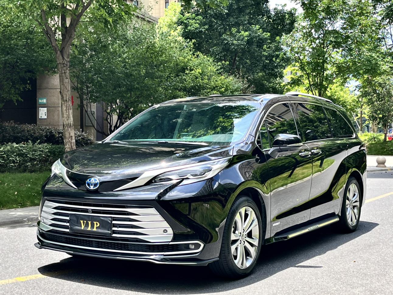 Toyota Sienna 2023 thumb 11