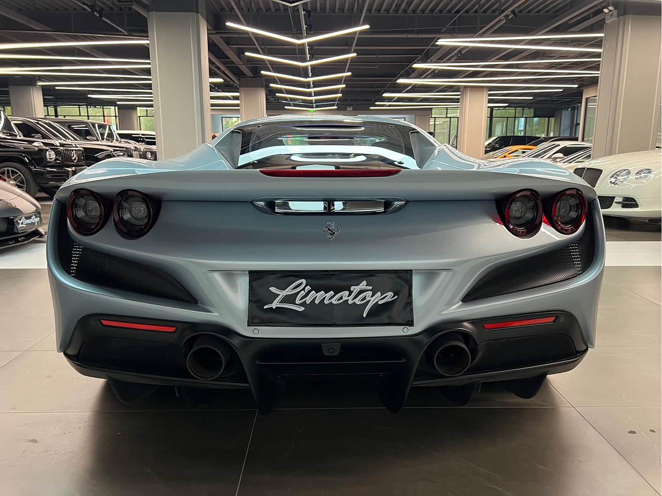 Ferrari F8 2019 thumb 2
