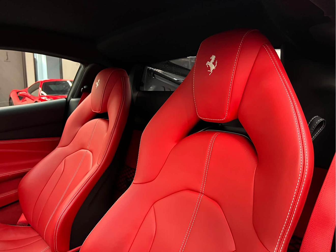 Ferrari F8 2019 thumb 12