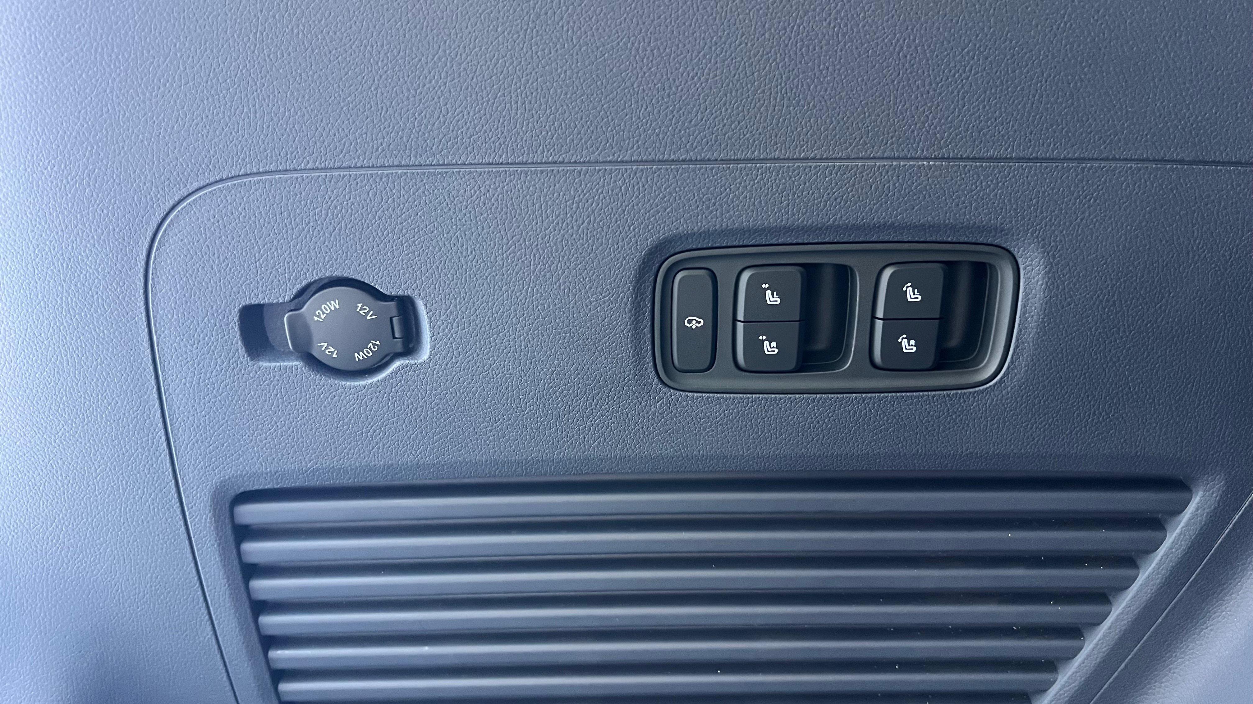 Voyah PHEV 2026 thumb 3