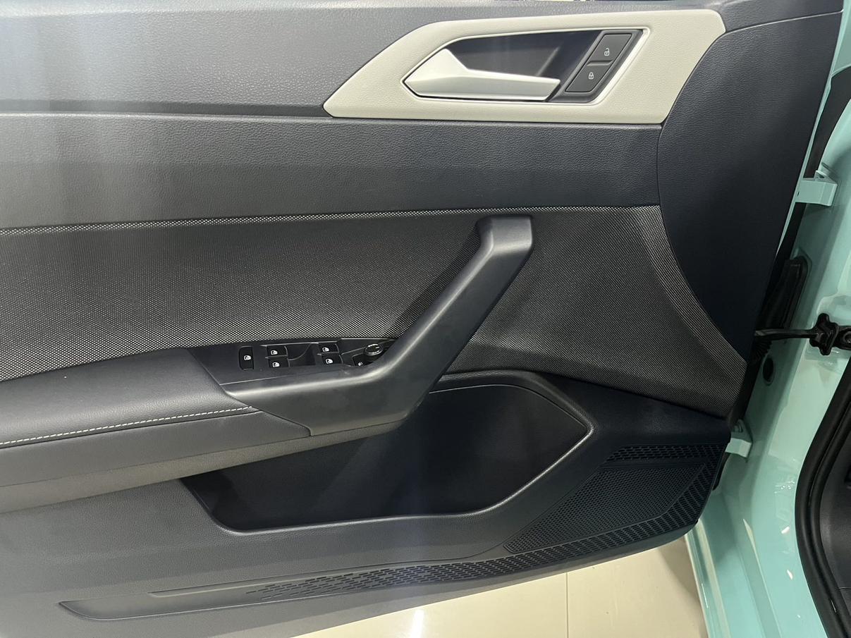 Volkswagen Lavida XR 2023 thumb 10