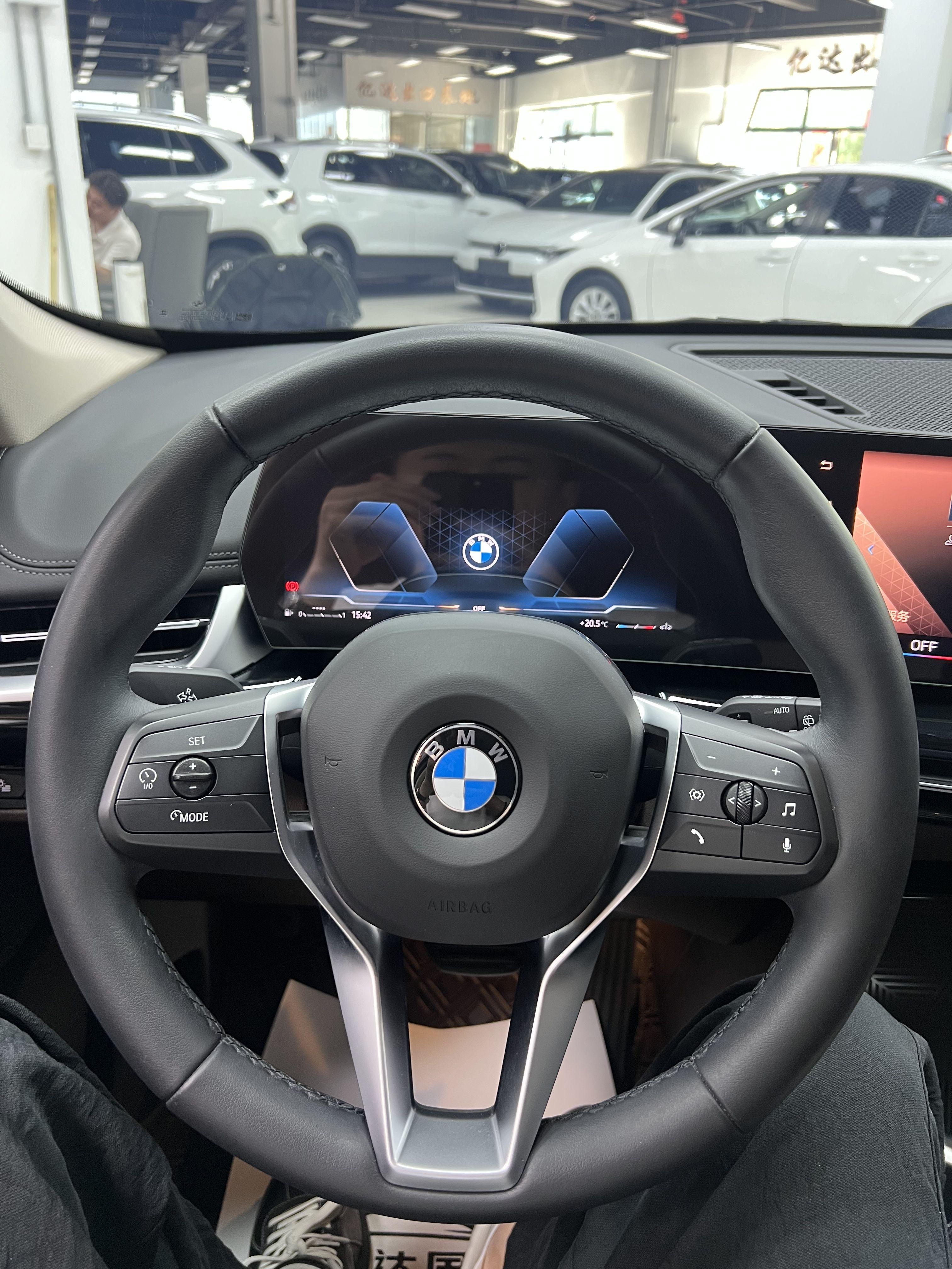 BMW X1 2023 thumb 7