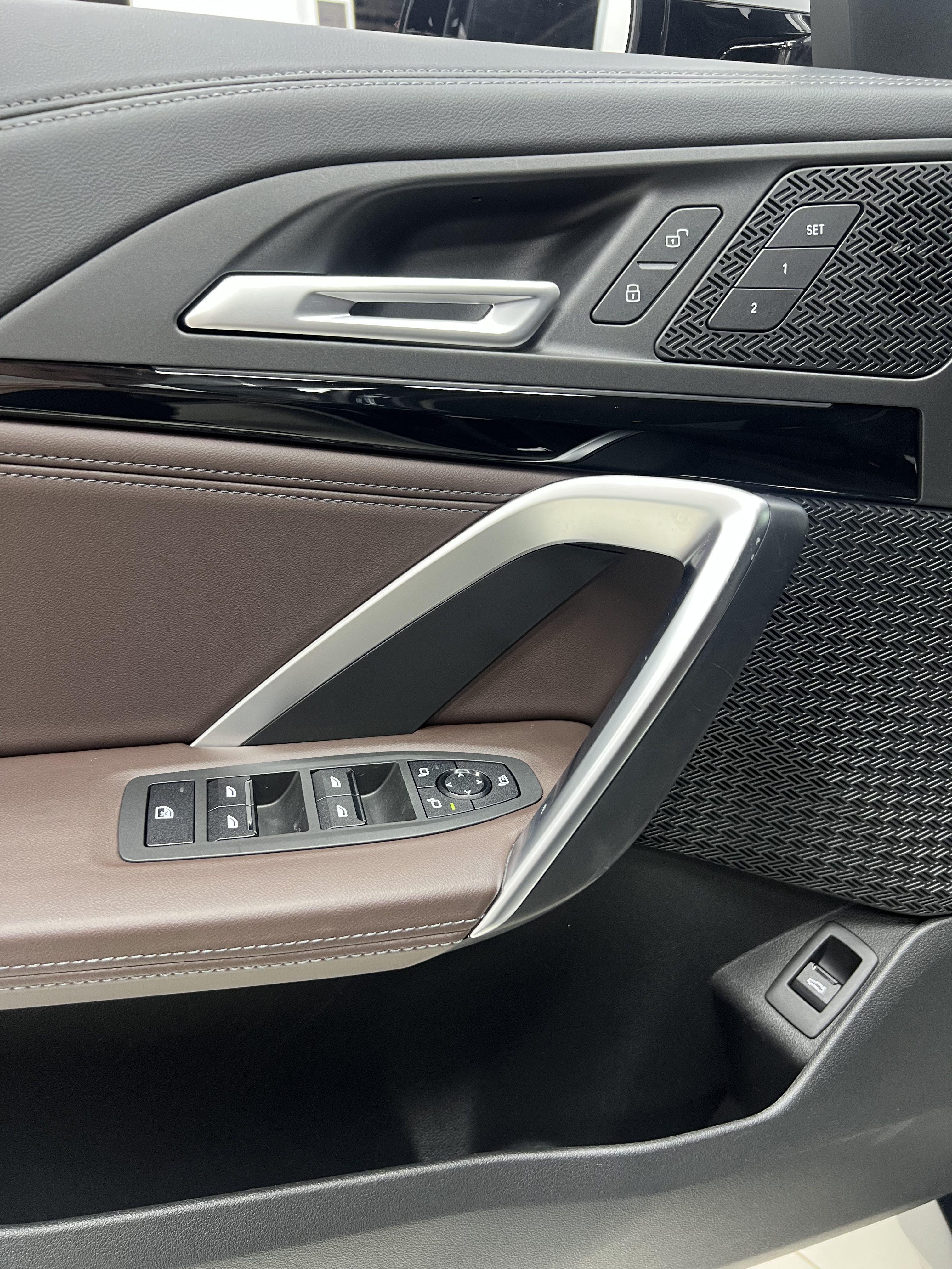 BMW X1 2023 thumb 11