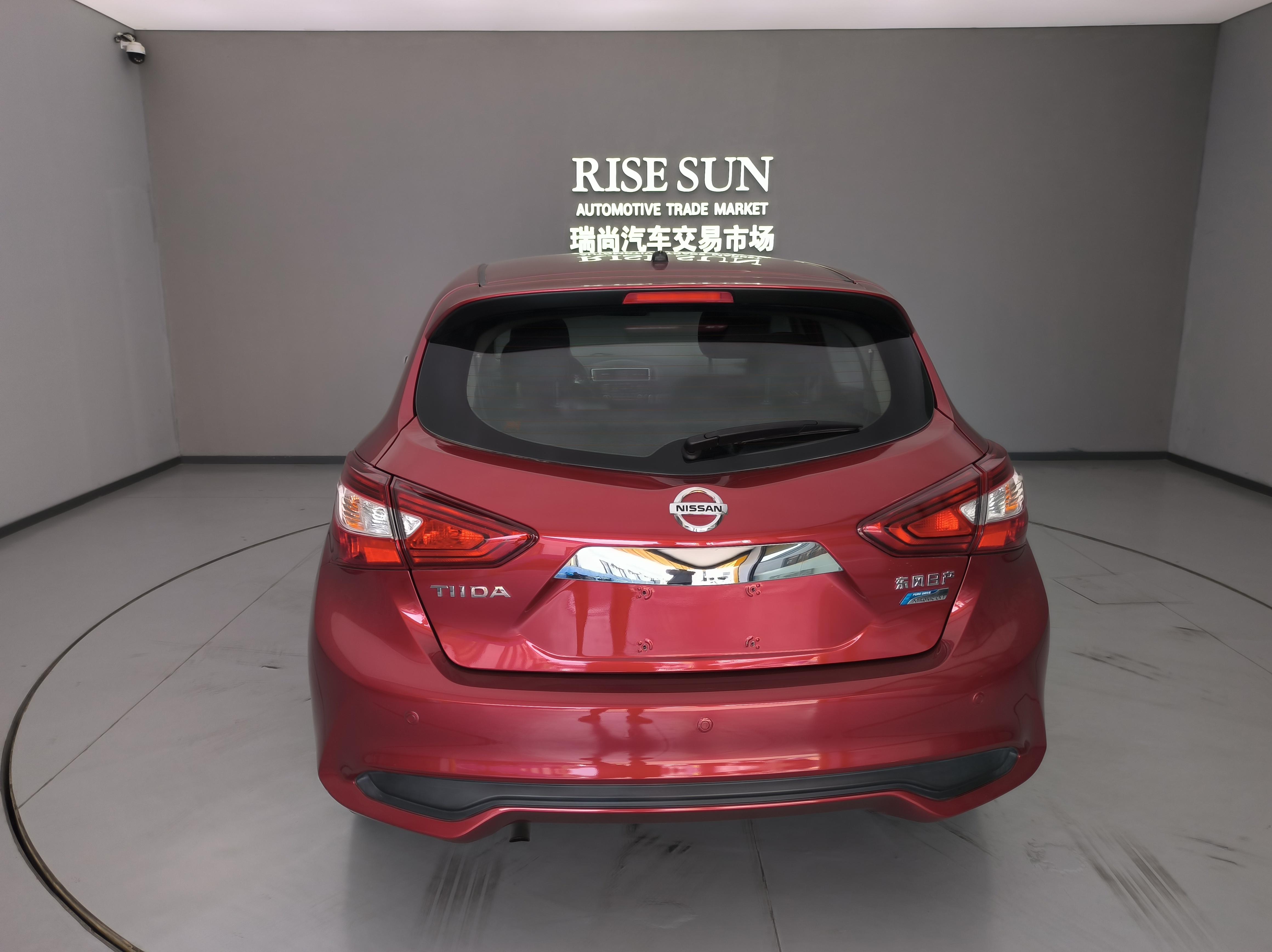 Nissan Tiida 2019 thumb 3
