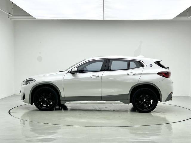 BMW X2 2021 thumb 2