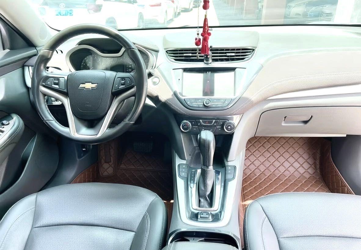 Chevrolet Malibu 2018 thumb 6