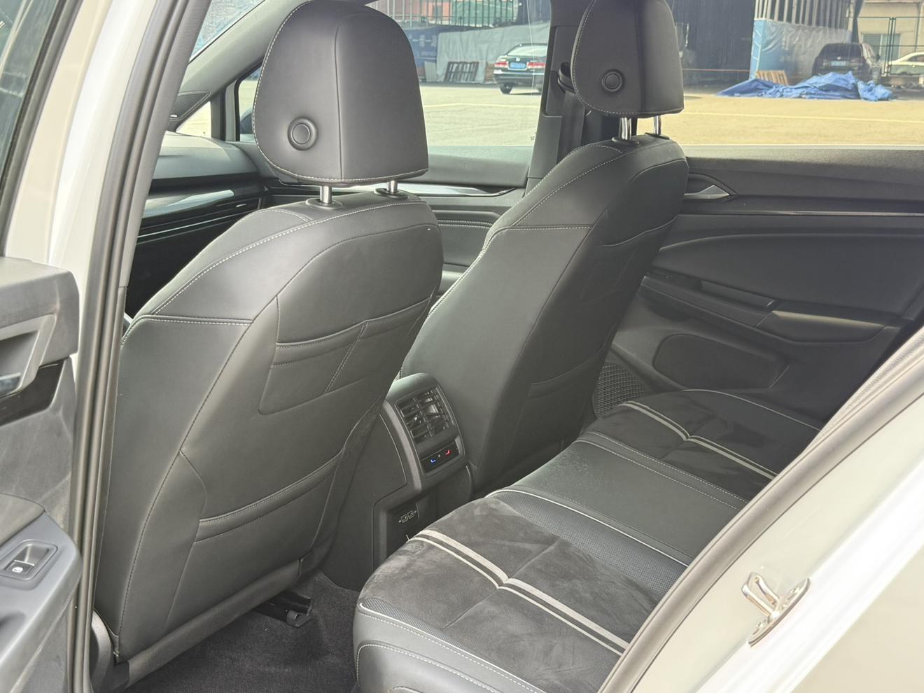 Volkswagen Golf Sportsvan 2021 thumb 9