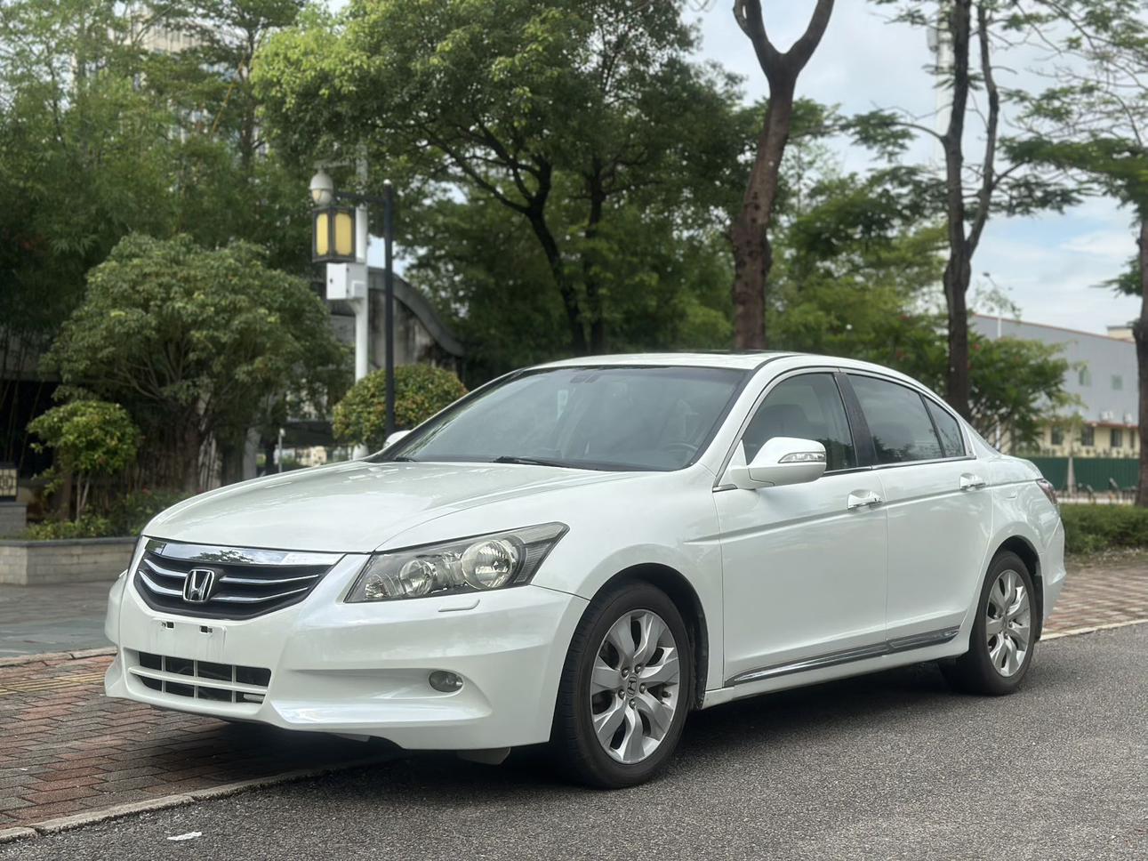 Honda Accord 2012 thumb 12