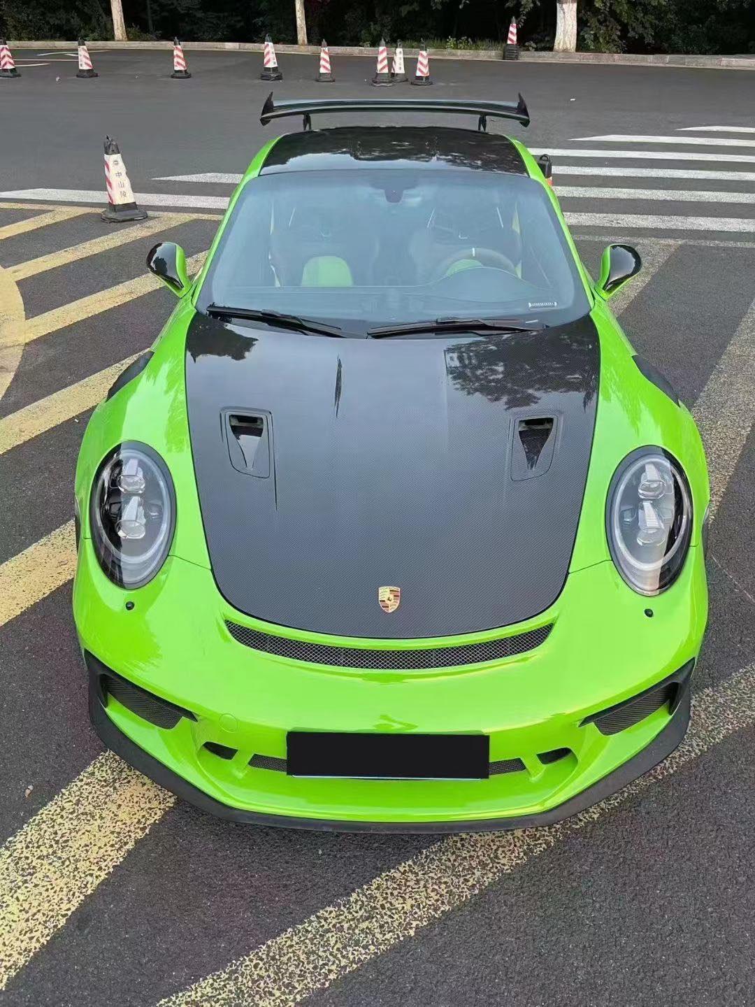 Porsche 911 2018 thumb 12