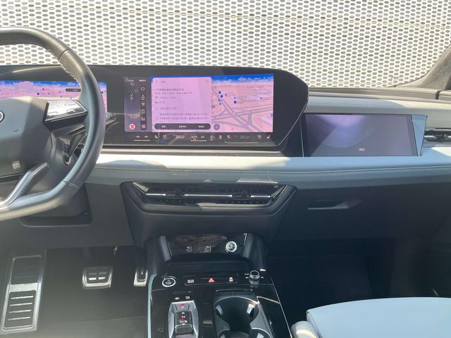 Audi Q6L e-tron 2026 thumb 6