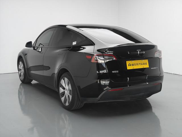 Tesla Model Y 2022 thumb 3