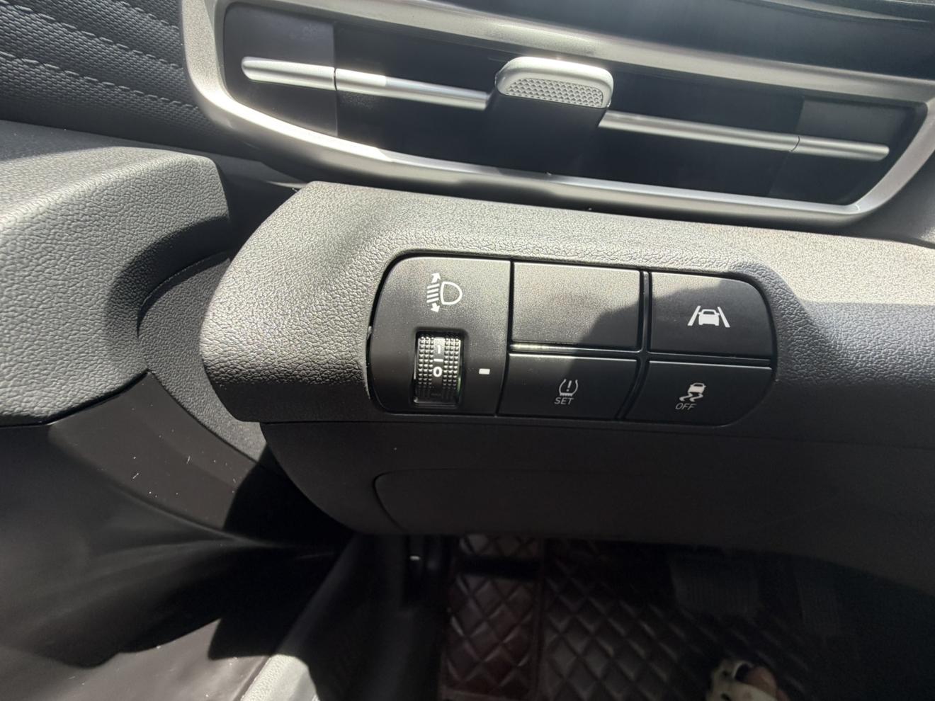 Hyundai Elantra 2022 thumb 11